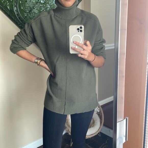 TIME and TRU Olive Green Turtleneck Longline Knit Sweater Blouse; - Picture 8 of 8